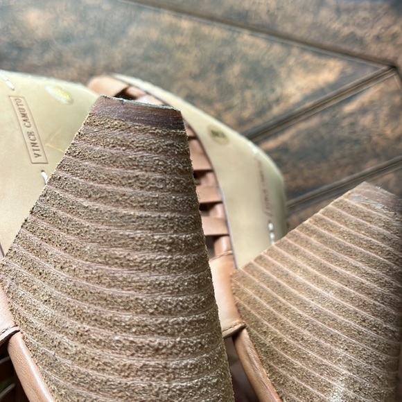 VINCE CAMUTO HEELED SANDALS SIZE 8 - Picture 7 of 10